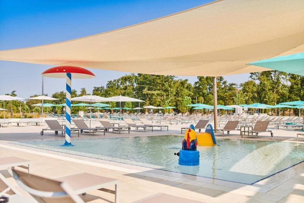 Easyatent Safari Tent Park Умаг Экстерьер фото